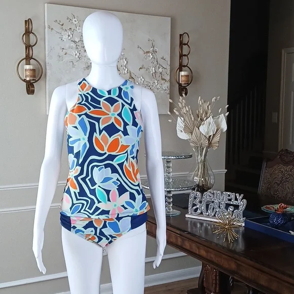 Women's Skechers Floral Patterned 2 Pc Tankini Set Swimwear. Size M - Picture 14 of 17